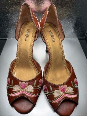 Seychelles Brown Leather Peep-Toe Heels with Pink & Cream Floral Embroidery